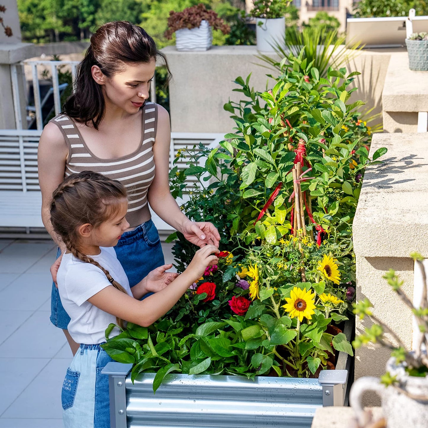 Land Guard Galvanized Raised Garden Bed with Legs